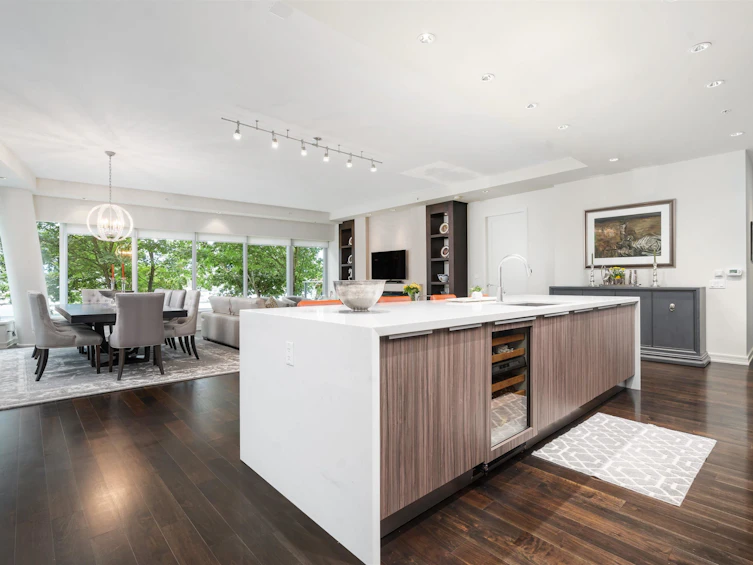 202-181 Athletes Way, Vancouver, BC, V5Y 0B5 - 12