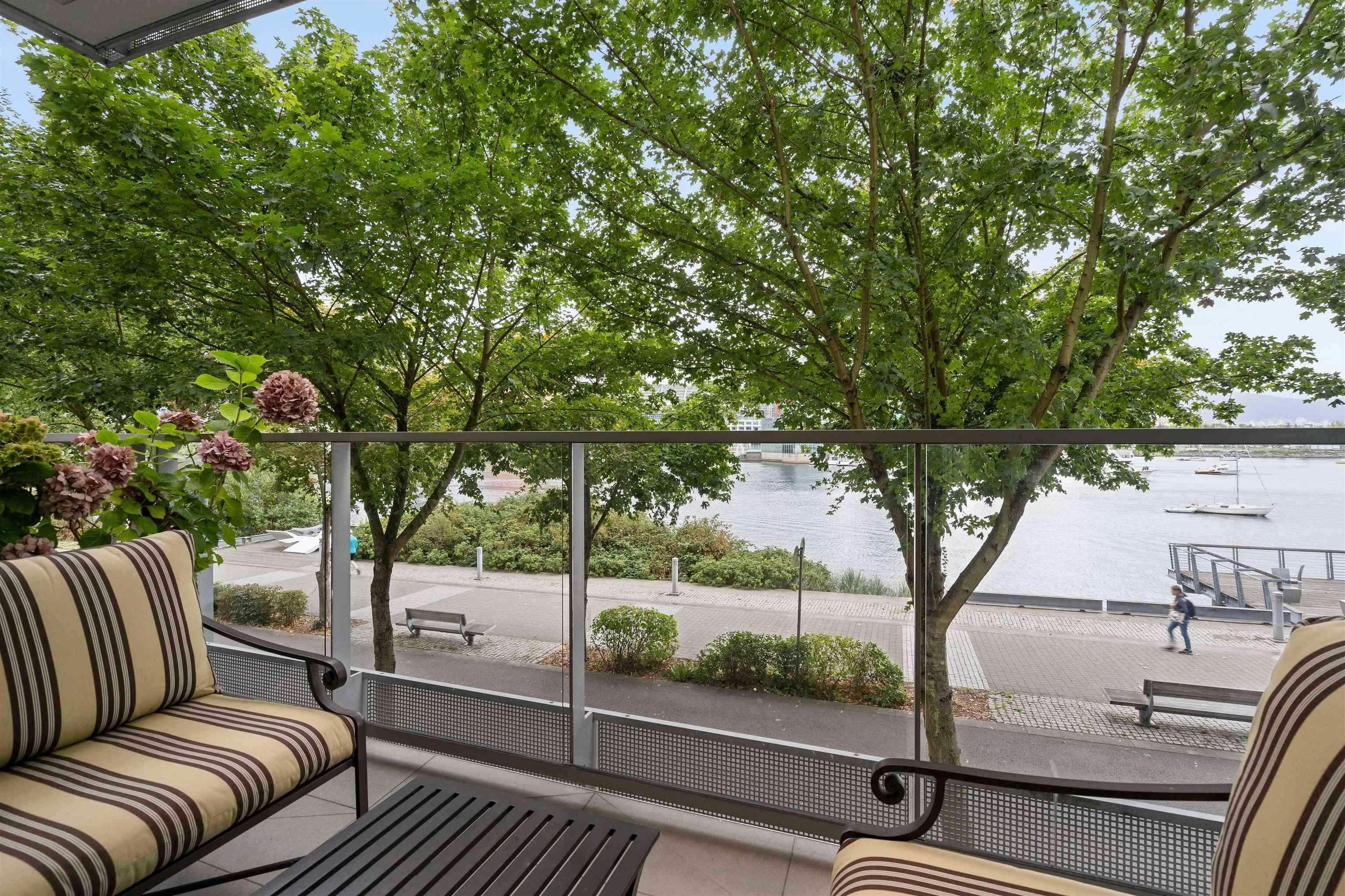 202-181 Athletes Way, Vancouver, BC, V5Y 0B5 - 31