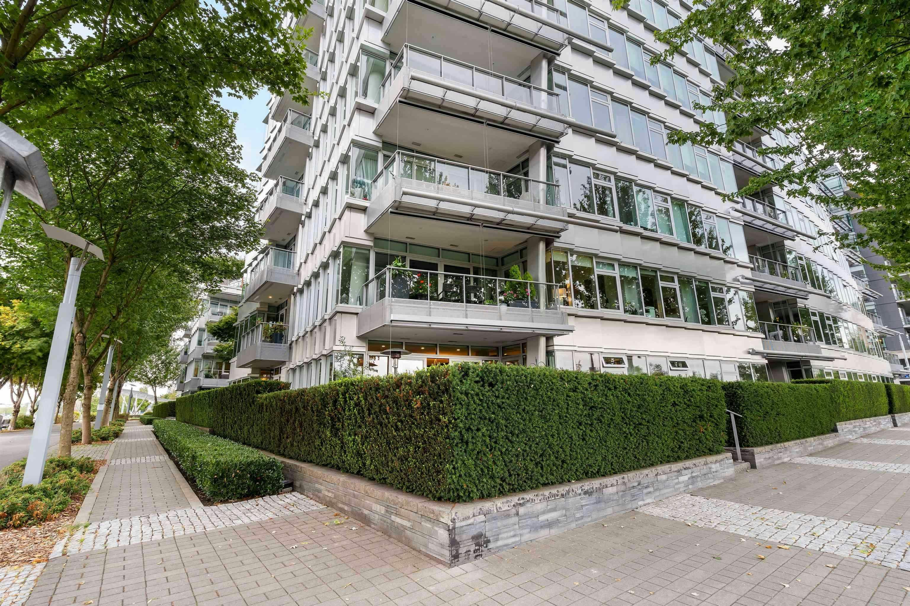 202-181 Athletes Way, Vancouver, BC, V5Y 0B5 - 32