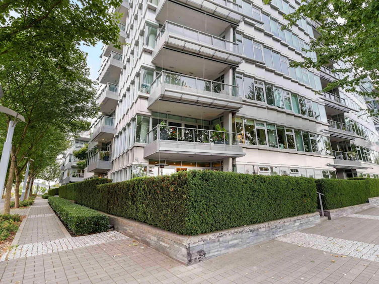 202-181 Athletes Way, Vancouver, BC, V5Y 0B5 - 32