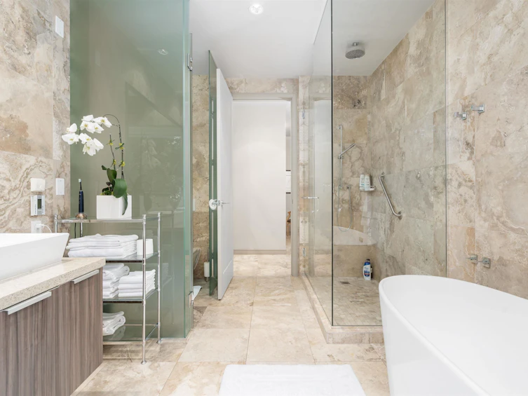 202-181 Athletes Way, Vancouver, BC, V5Y 0B5 - 24