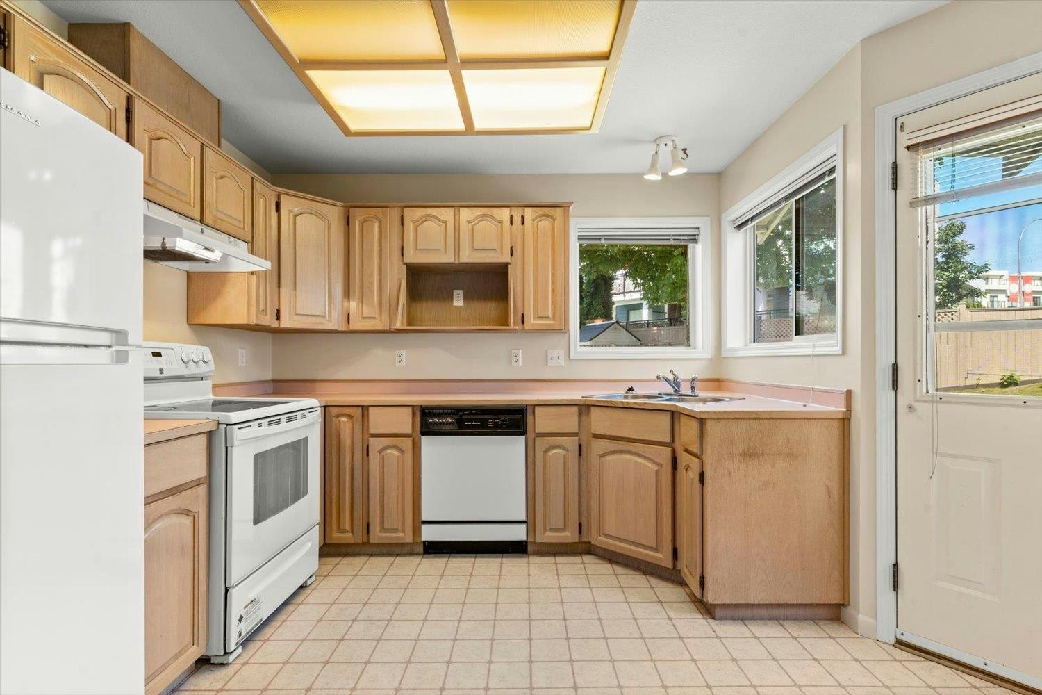 52-6001 Promontory Road, Chilliwack, BC, V2R 3E3 - 16