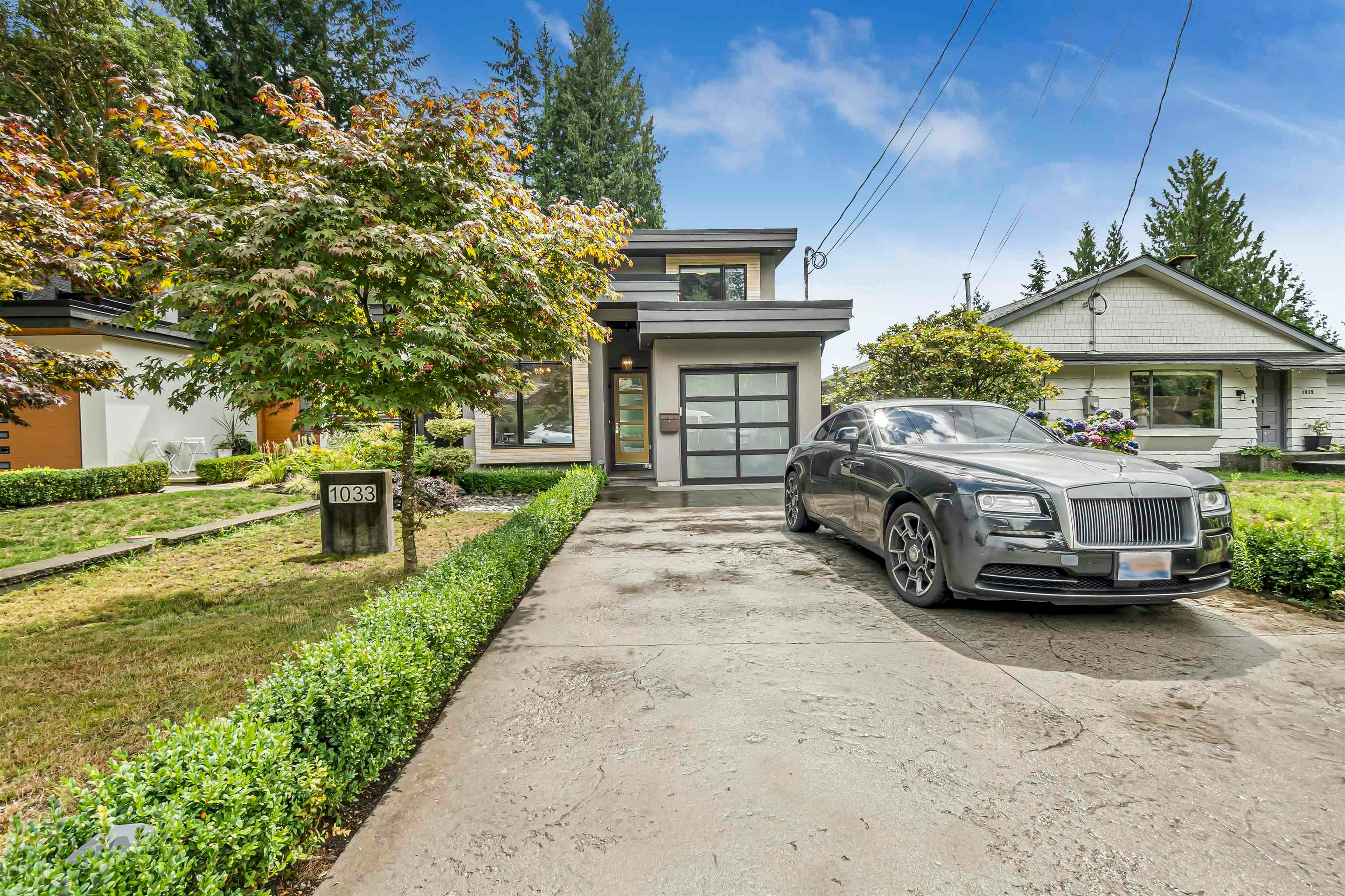 1033 Prospect Avenue, North Vancouver, BC, V7R 2M6