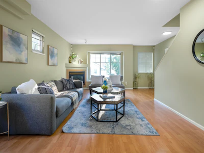 16-12110 75a Avenue - 5
