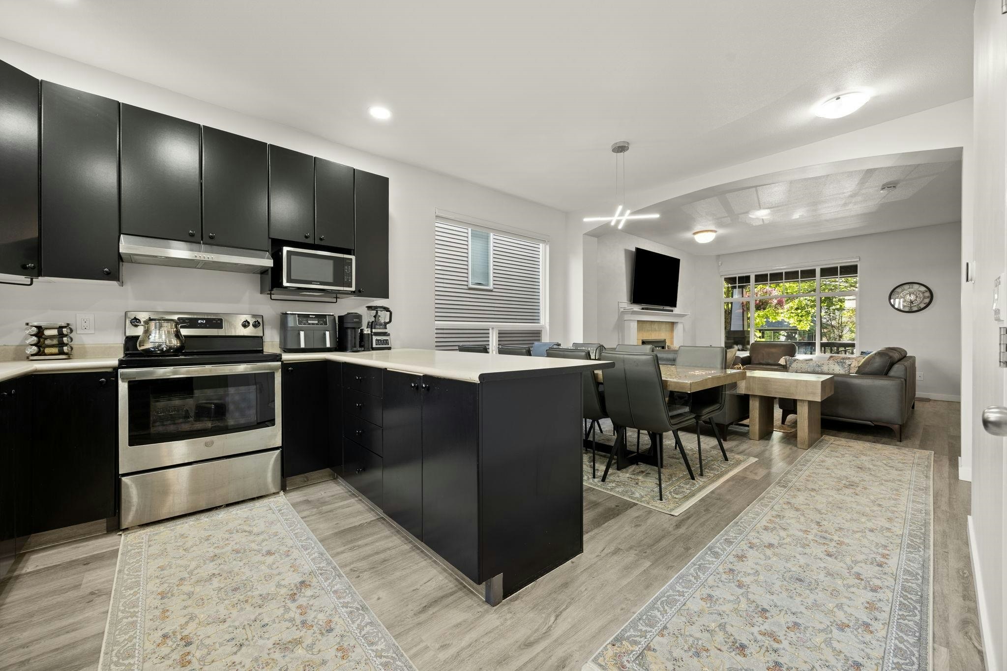 10256 243a Street, Maple Ridge, BC, V2W 1Y3 - 9