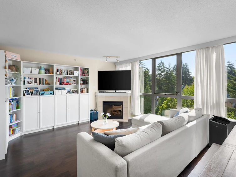 902-295 Guildford Way, Port Moody, BC, V3H 5N3 - 3