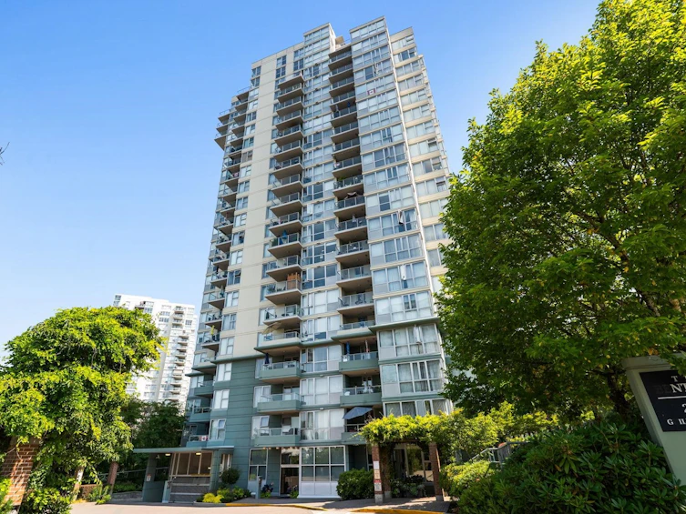 902-295 Guildford Way, Port Moody, BC, V3H 5N3