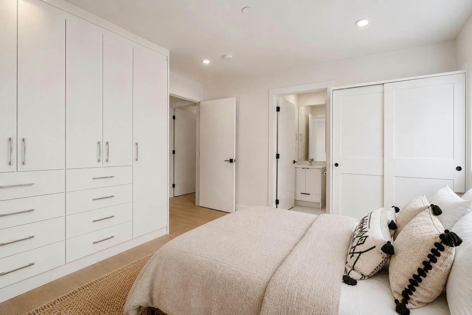 2972 Venables Street, Vancouver, BC, V5K 2R9 - 14