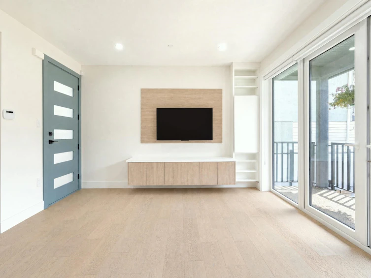 2972 Venables Street, Vancouver, BC, V5K 2R9 - 5