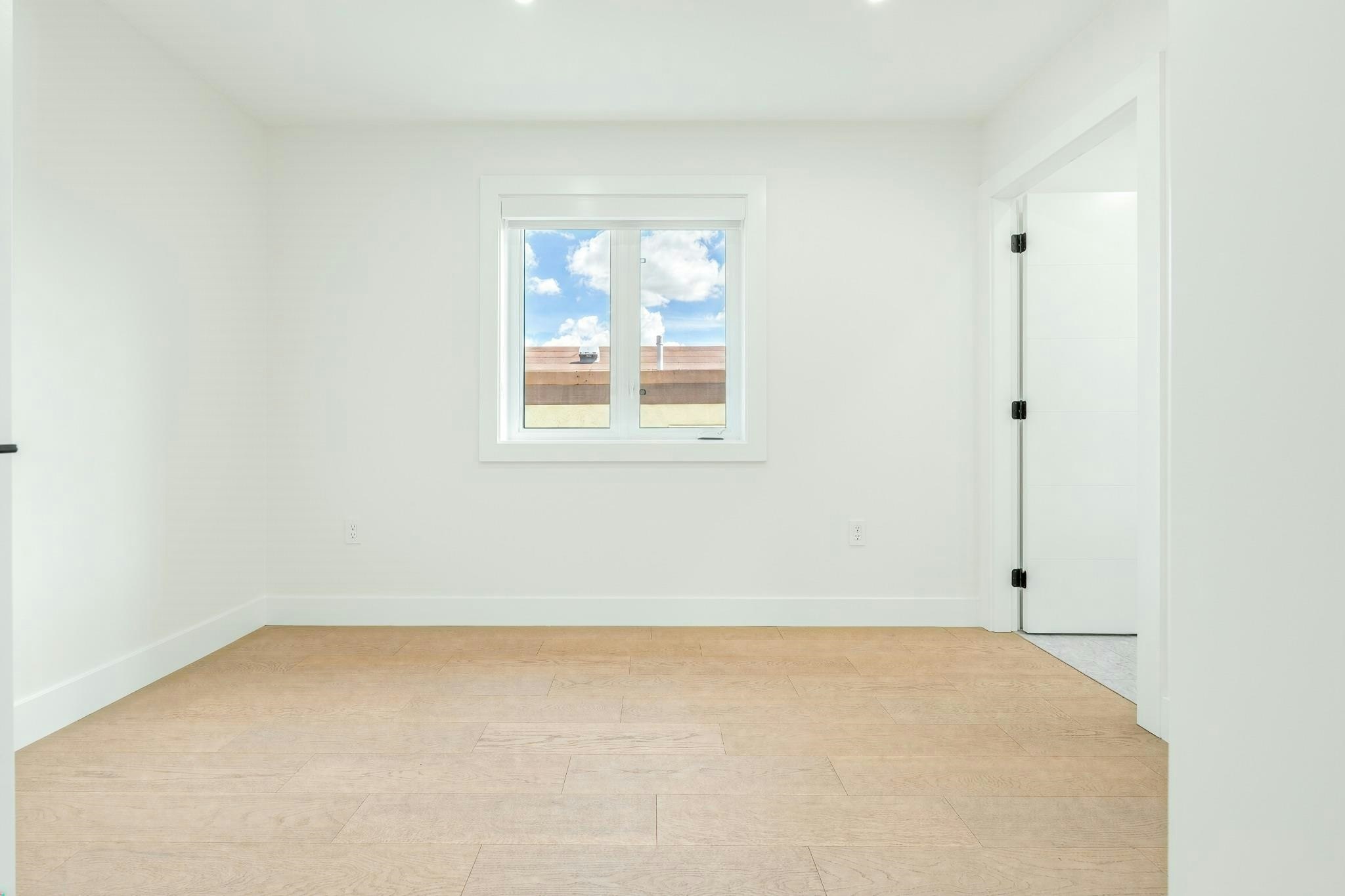 2972 Venables Street, Vancouver, BC, V5K 2R9 - 17