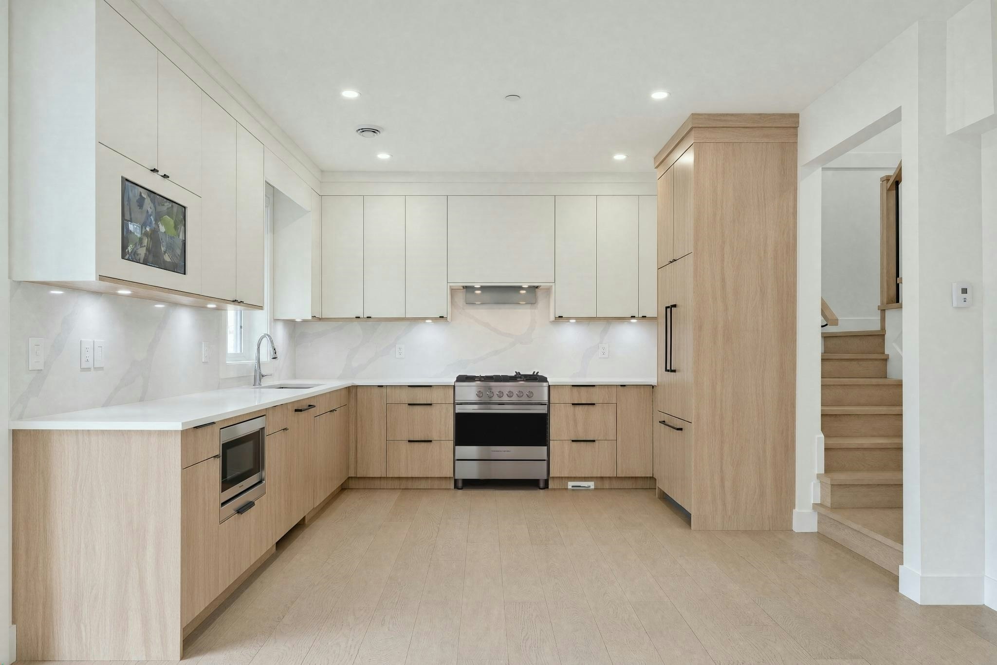 2972 Venables Street, Vancouver, BC, V5K 2R9 - 6