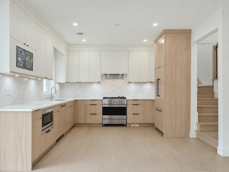 2972 Venables Street, Vancouver, BC, V5K 2R9 - 6