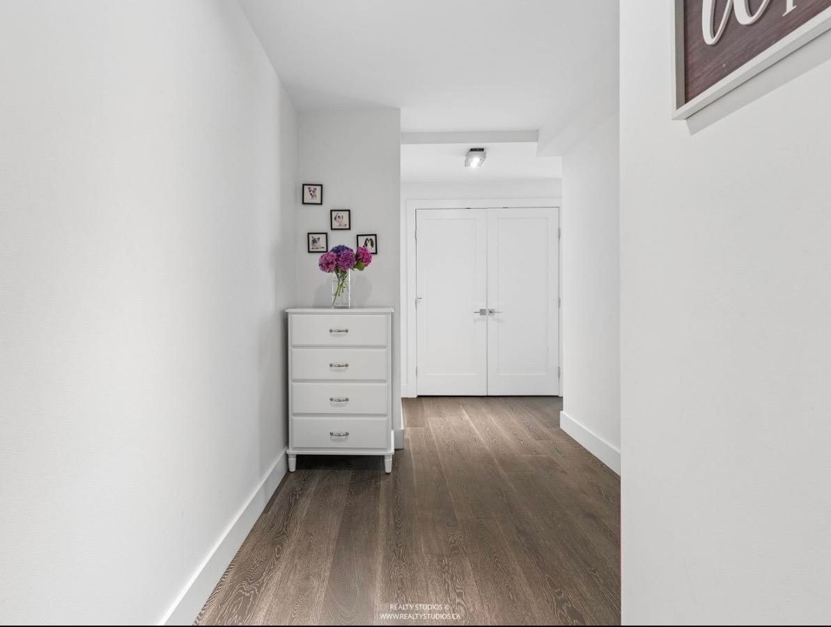 201-2140 Briar Avenue - 2