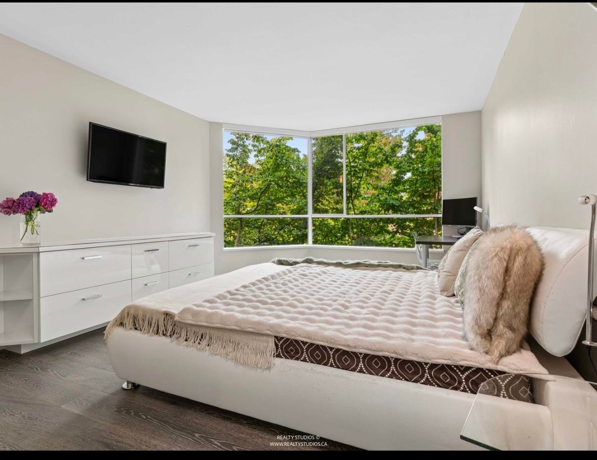 201-2140 Briar Avenue, Vancouver, BC, V6L 3B4 - 21