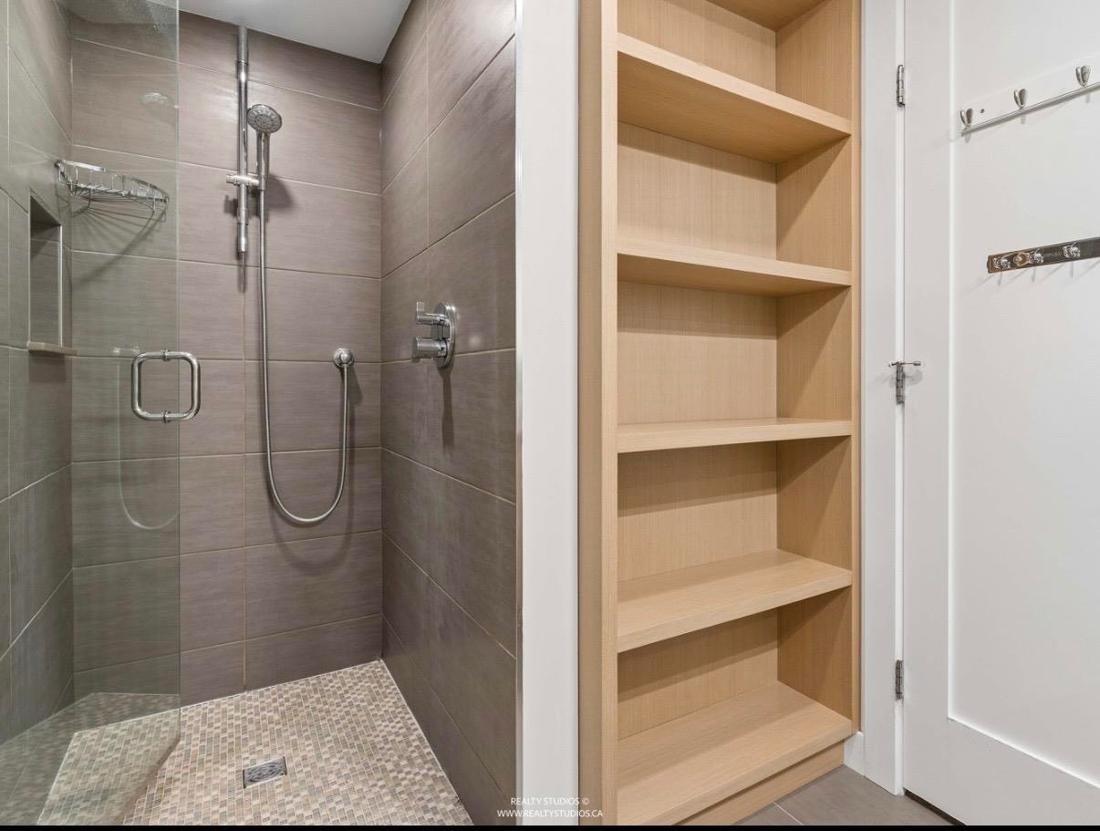 201-2140 Briar Avenue, Vancouver, BC, V6L 3B4 - 32