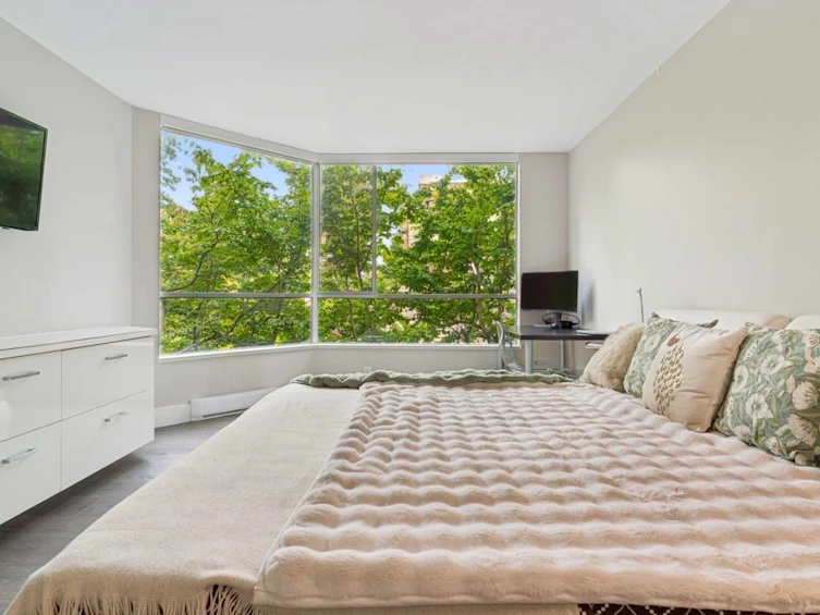 201-2140 Briar Avenue, Vancouver, BC, V6L 3B4 - 20