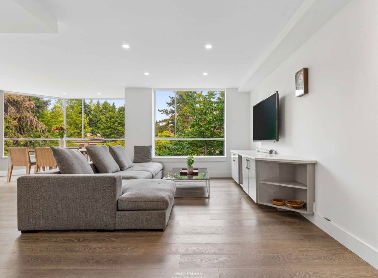 201-2140 Briar Avenue, Vancouver, BC, V6L 3B4 - 7