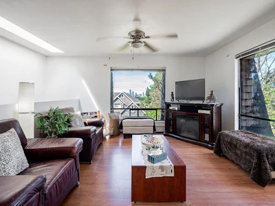 10956 128a Street - 3