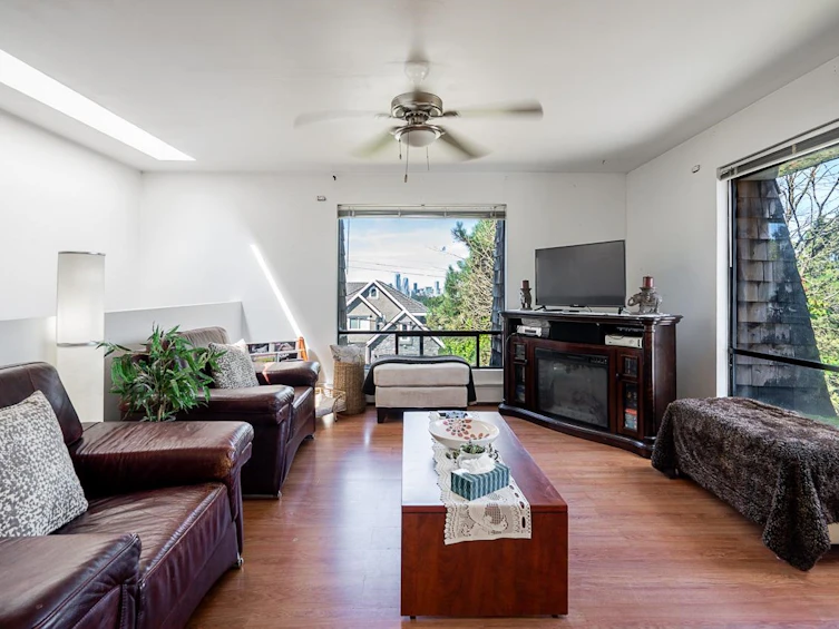 10956 128a Street, Surrey, BC, V3T 3G2 - 3