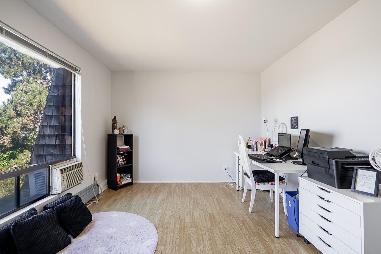 10956 128a Street, Surrey, BC, V3T 3G2 - 12