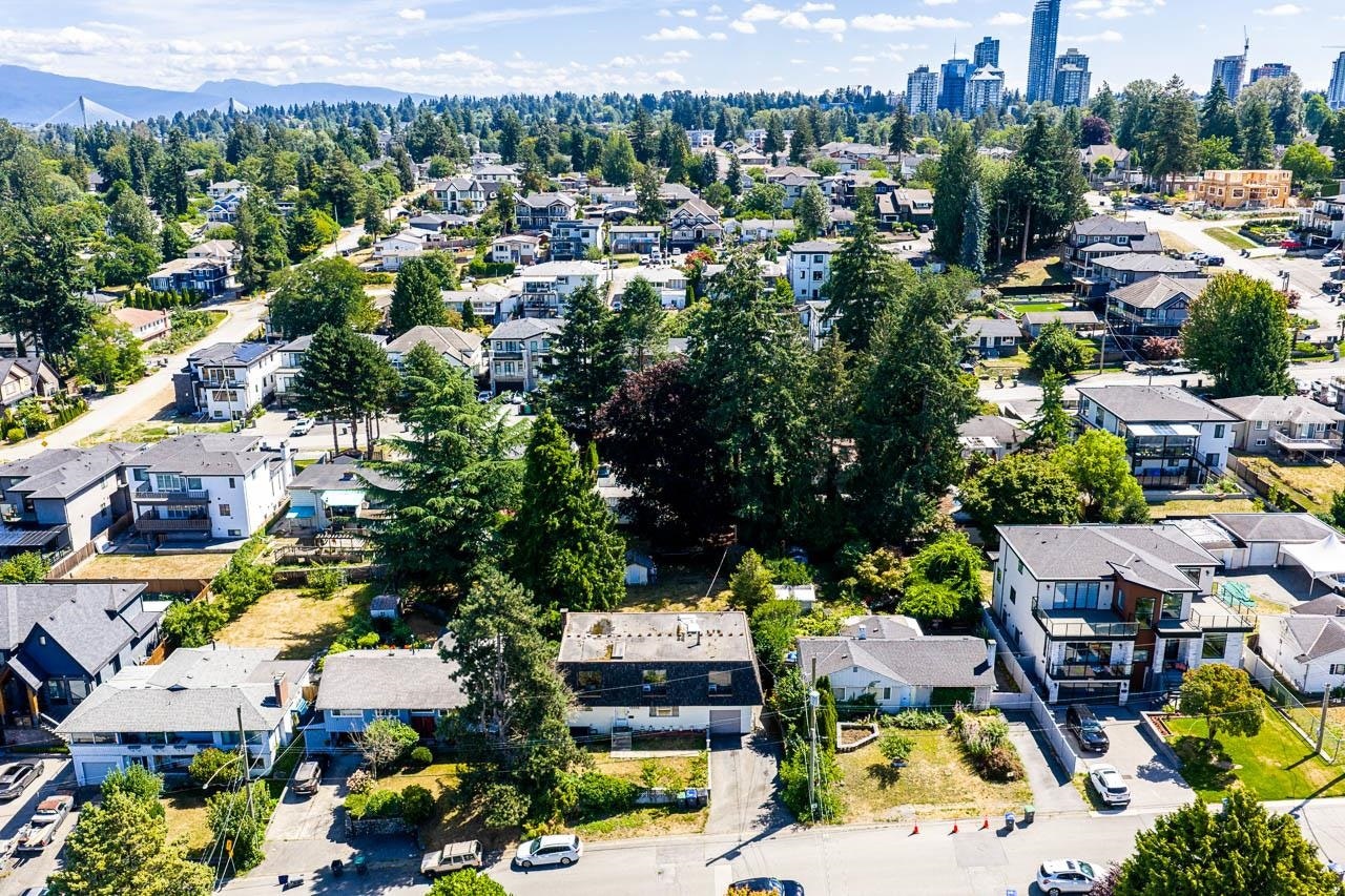 10956 128a Street, Surrey, BC, V3T 3G2 - 35