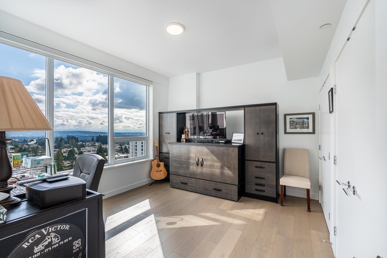 1503-15165 Thrift Avenue, Surrey, BC, V4B 0C1 - 23