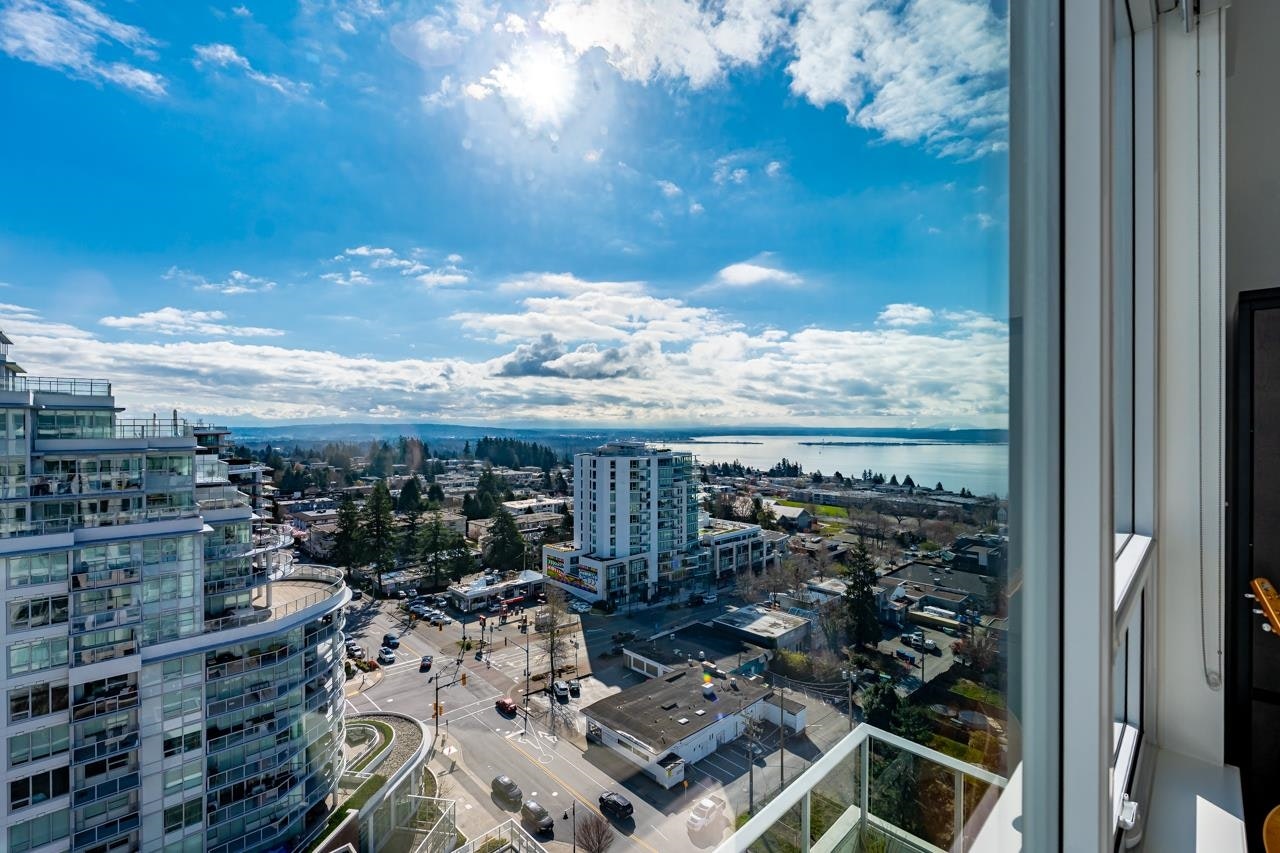 1503-15165 Thrift Avenue, Surrey, BC, V4B 0C1 - 2
