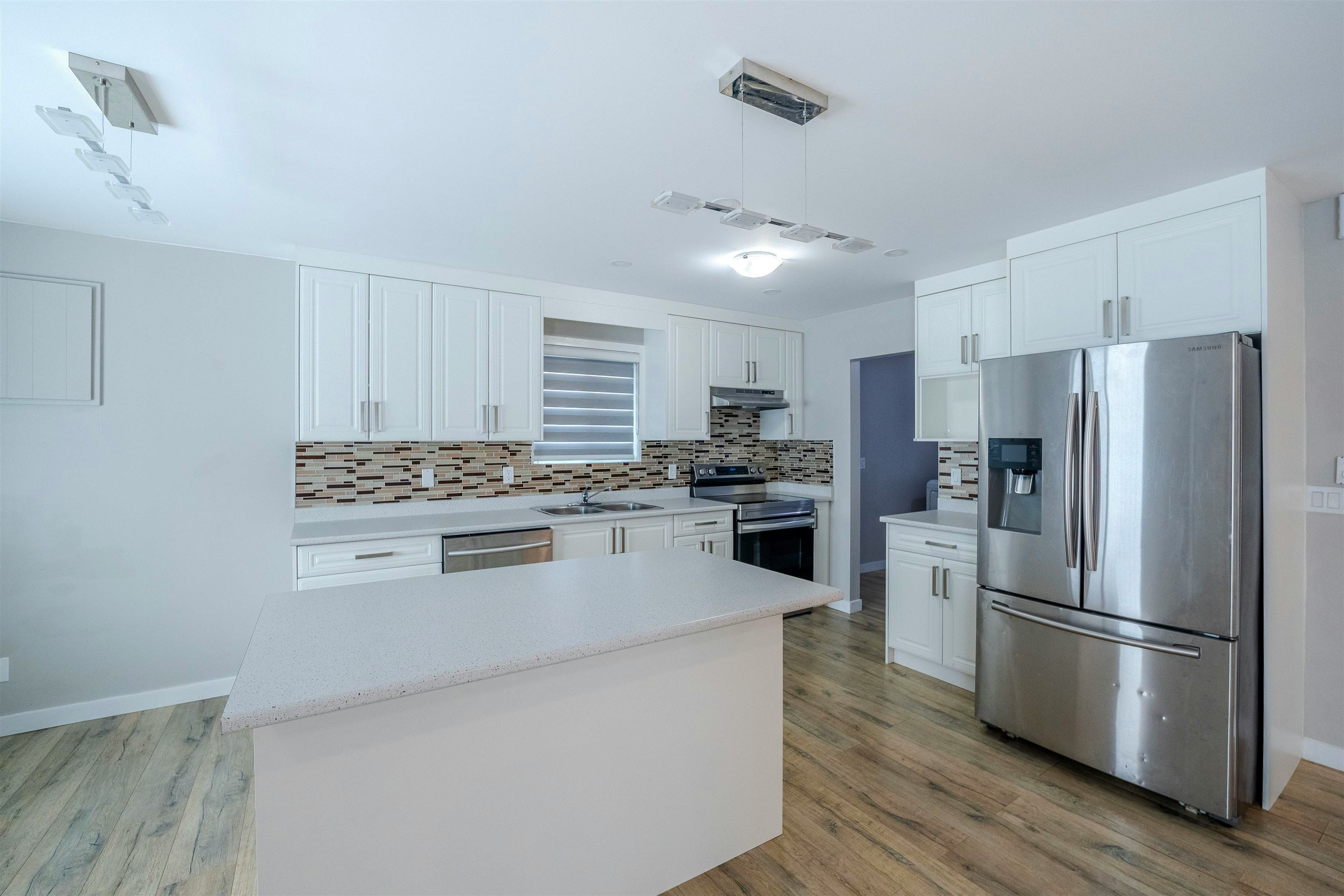 32565 George Ferguson Way, Abbotsford, BC, V2T 4C8 - 16