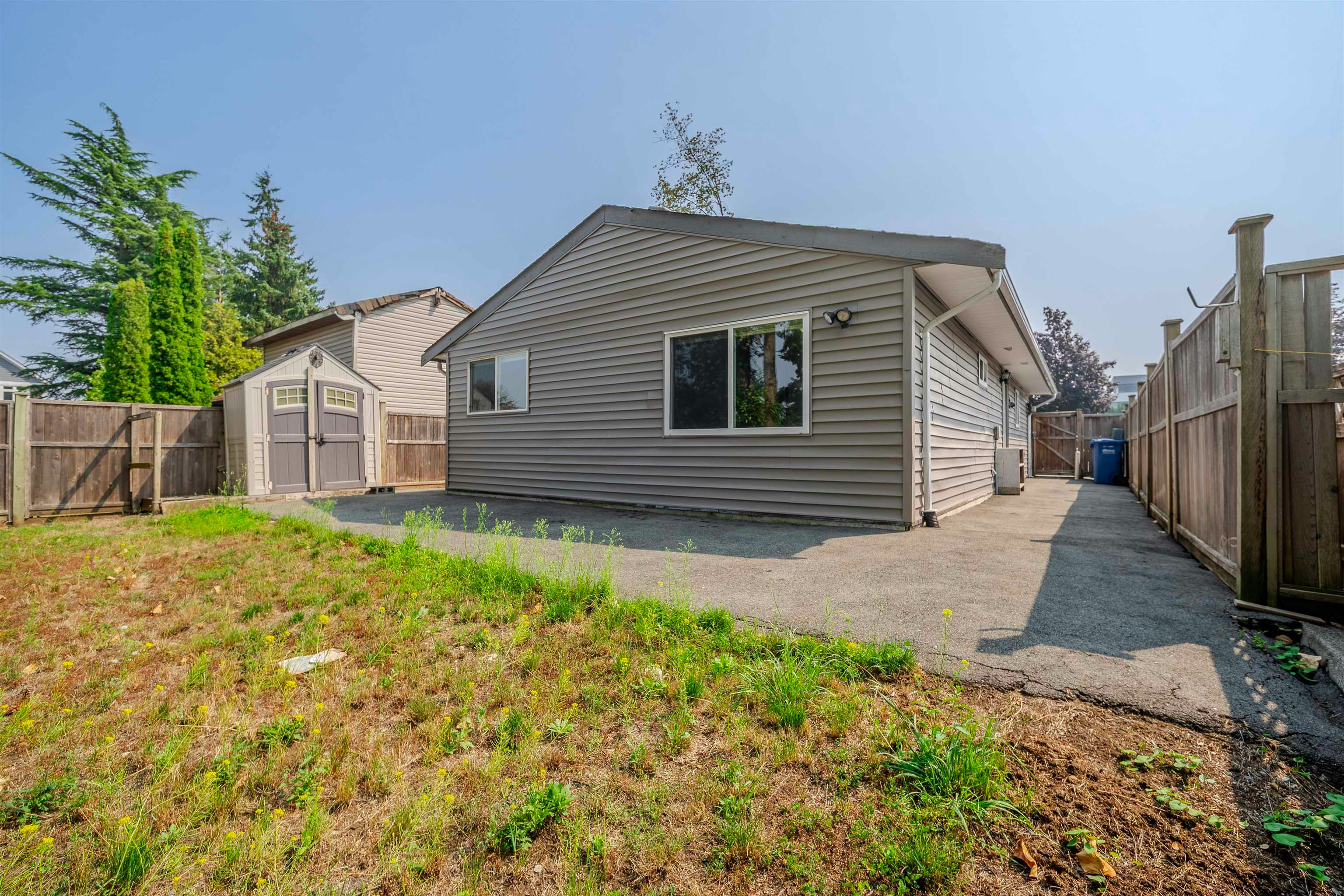 32565 George Ferguson Way, Abbotsford, BC, V2T 4C8 - 33