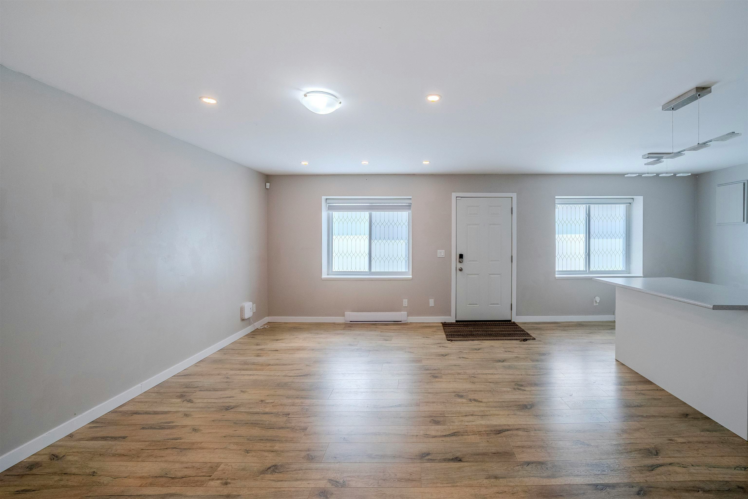 32565 George Ferguson Way, Abbotsford, BC, V2T 4C8 - 15
