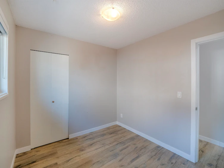 32565 George Ferguson Way, Abbotsford, BC, V2T 4C8 - 27