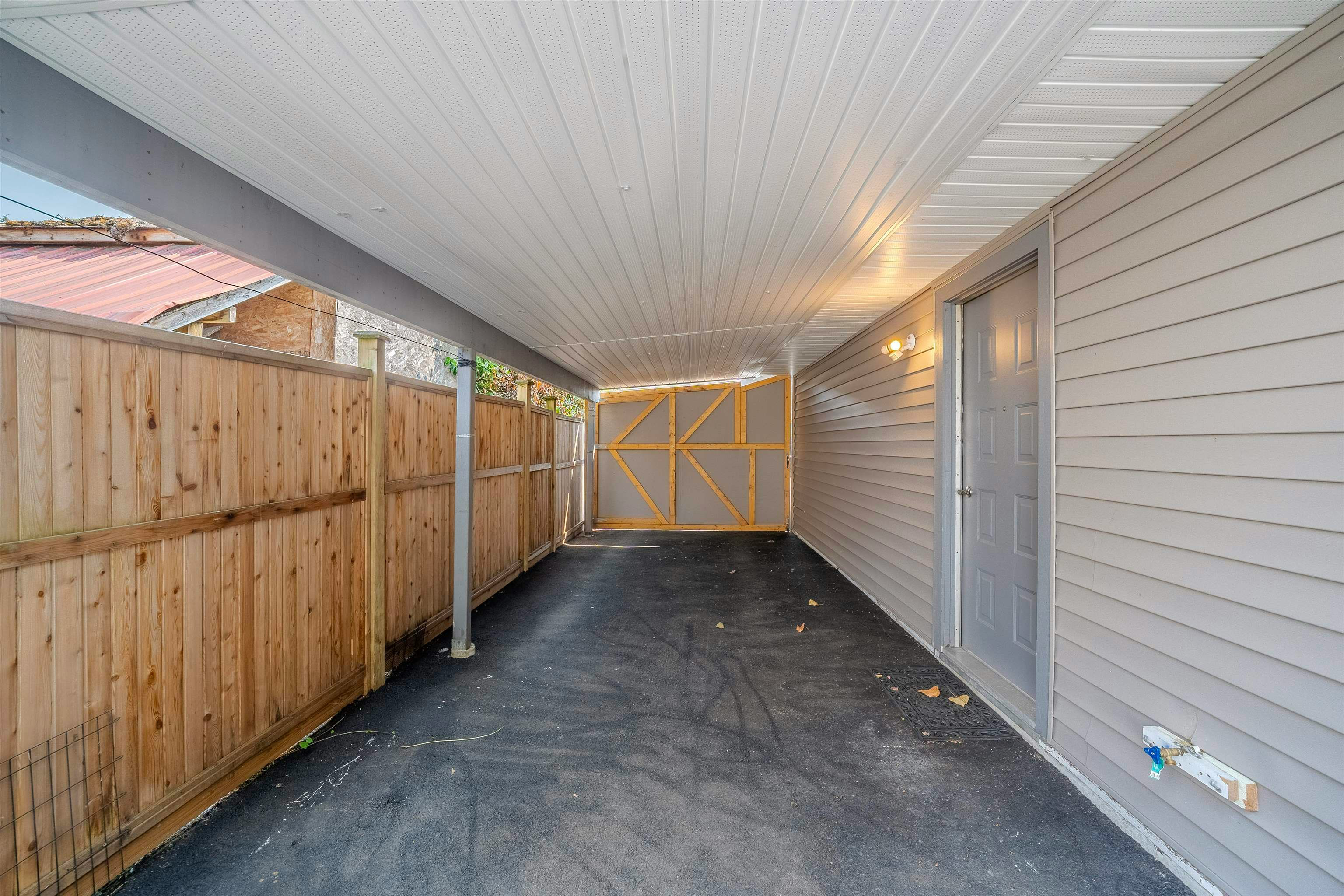 32565 George Ferguson Way, Abbotsford, BC, V2T 4C8 - 30