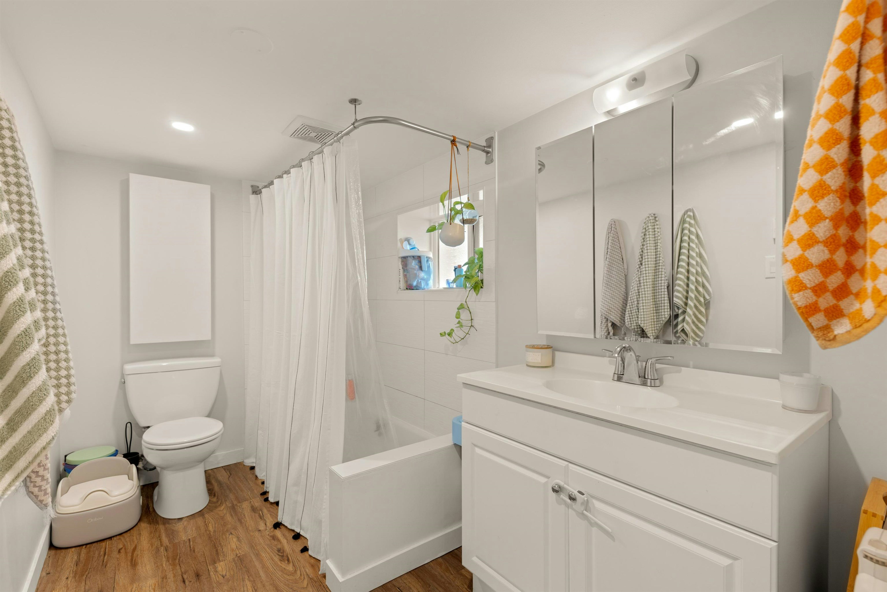 612 E 4th Street, North Vancouver, BC, V7L 1J8 - 25