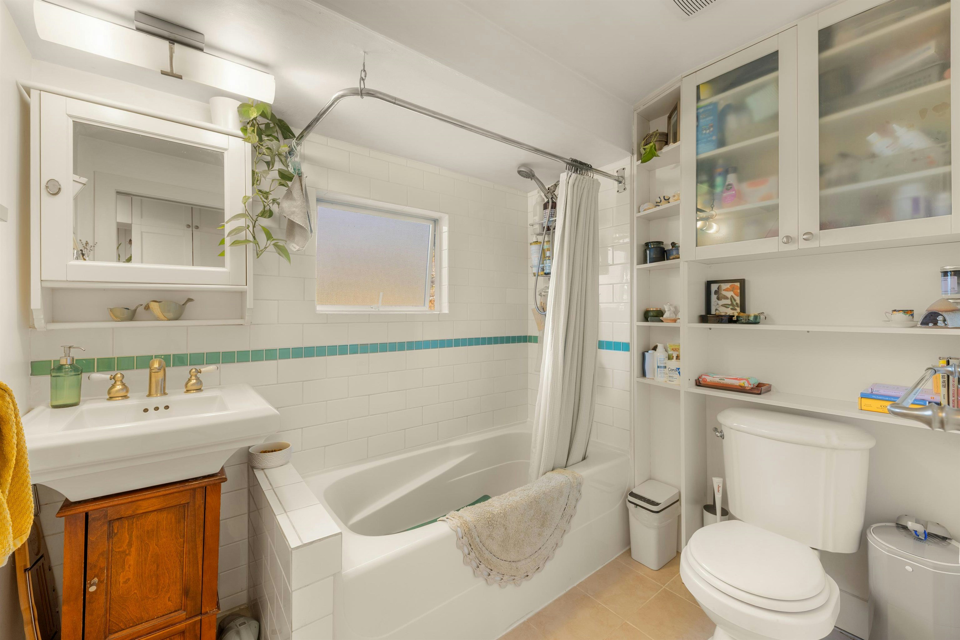 612 E 4th Street, North Vancouver, BC, V7L 1J8 - 15