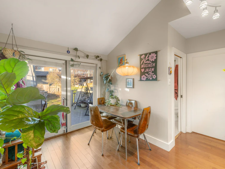 612 E 4th Street, North Vancouver, BC, V7L 1J8 - 10