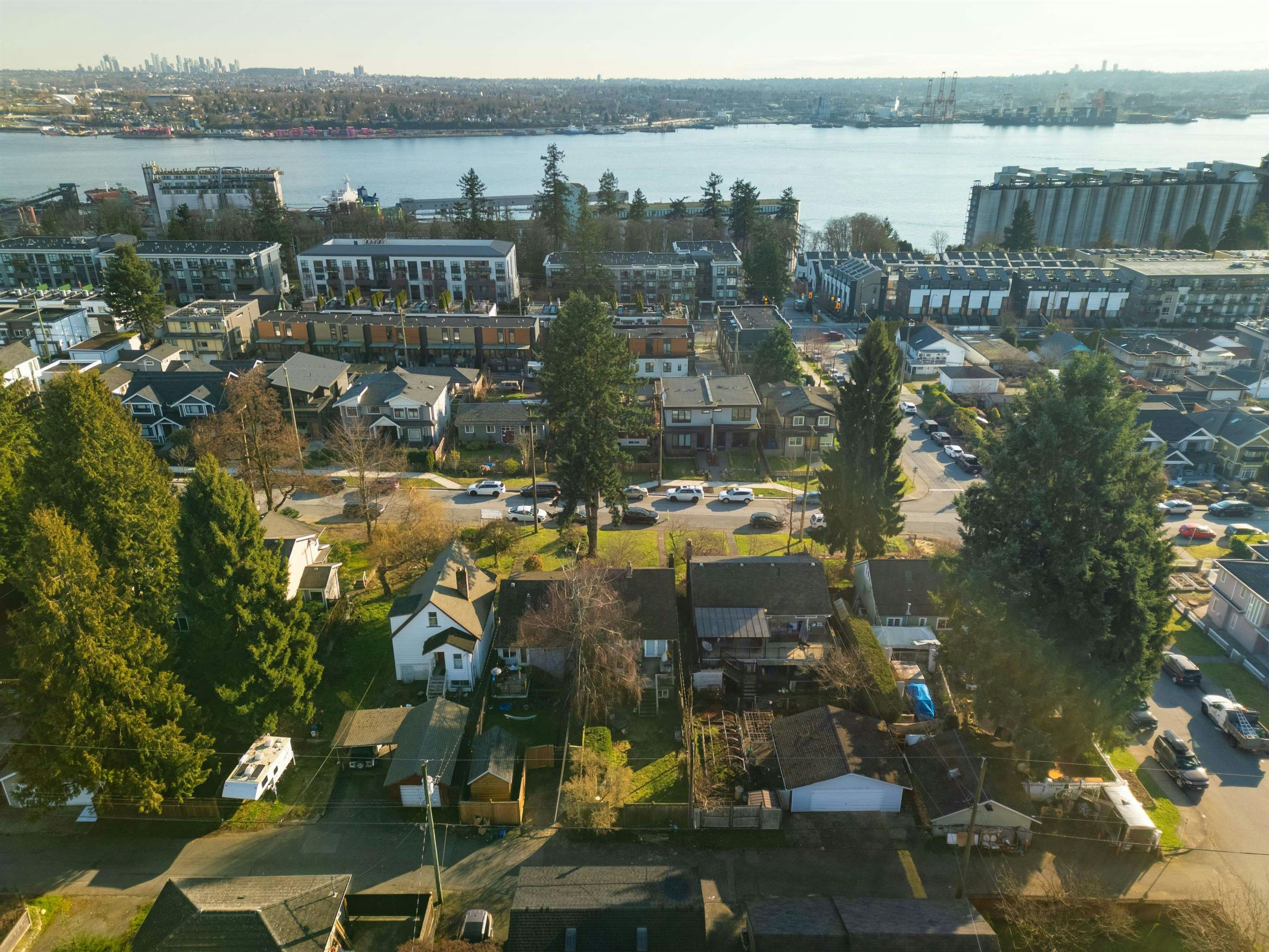 612 E 4th Street, North Vancouver, BC, V7L 1J8 - 27