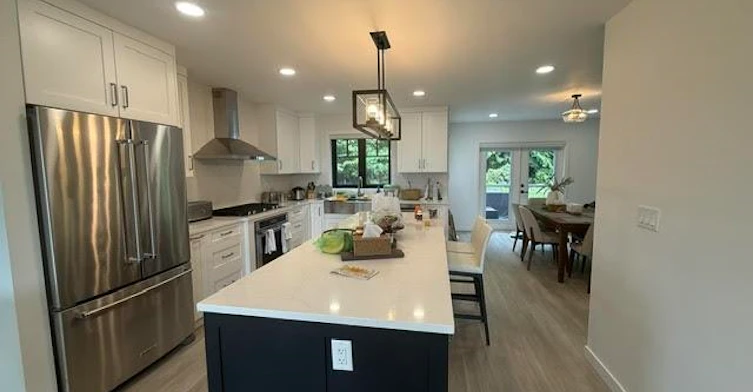 3337 Abbey Lane, Coquitlam, BC, V3E 3G5 - 6