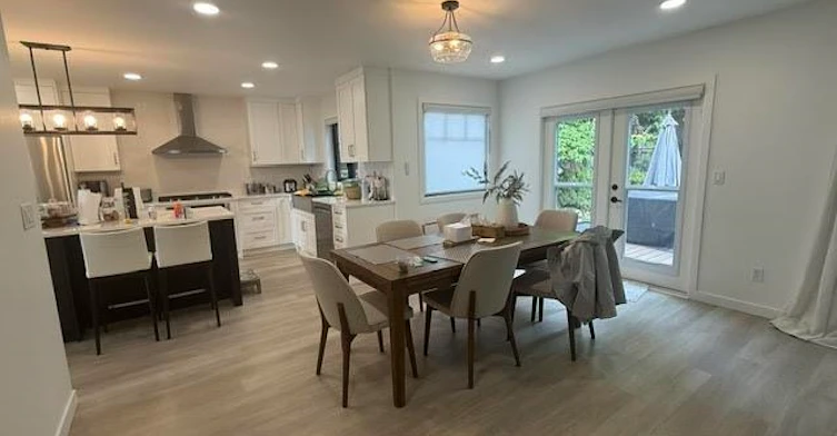 3337 Abbey Lane, Coquitlam, BC, V3E 3G5 - 8
