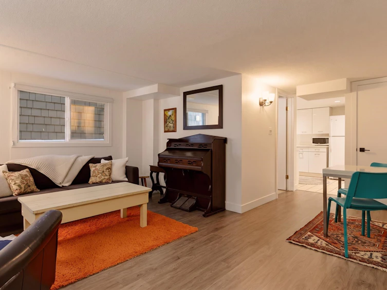 1955 E 8th Avenue, Vancouver, BC, V5N 1T9 - 31