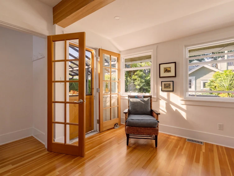 1955 E 8th Avenue, Vancouver, BC, V5N 1T9 - 14