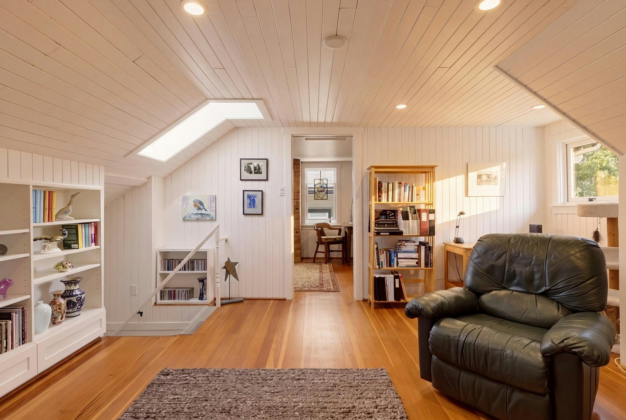 1955 E 8th Avenue, Vancouver, BC, V5N 1T9 - 16