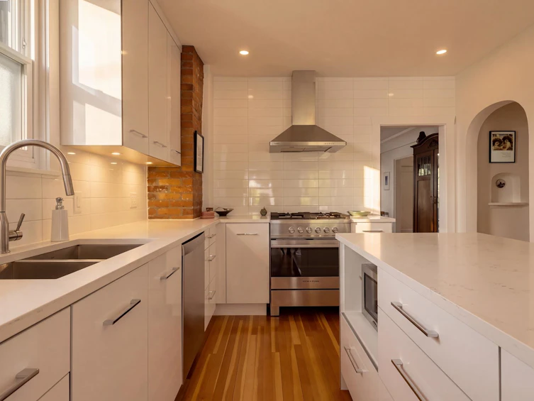 1955 E 8th Avenue, Vancouver, BC, V5N 1T9 - 11