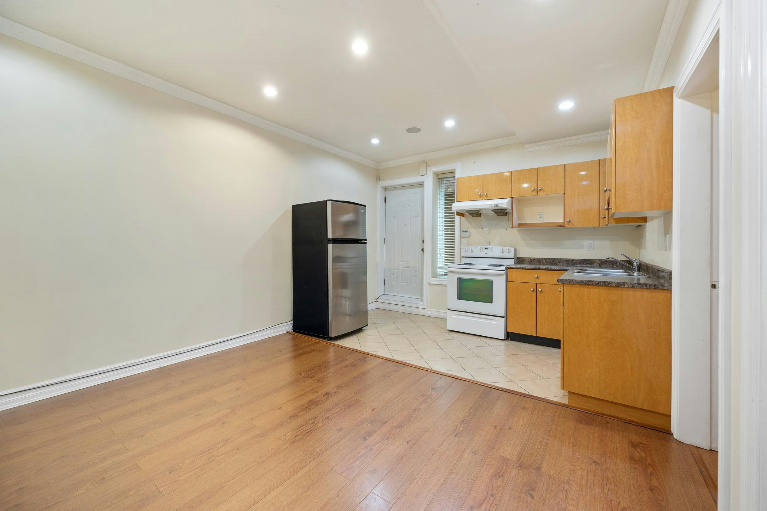 1711 Sixth Avenue, New Westminster, BC, V3M 2C8 - 33