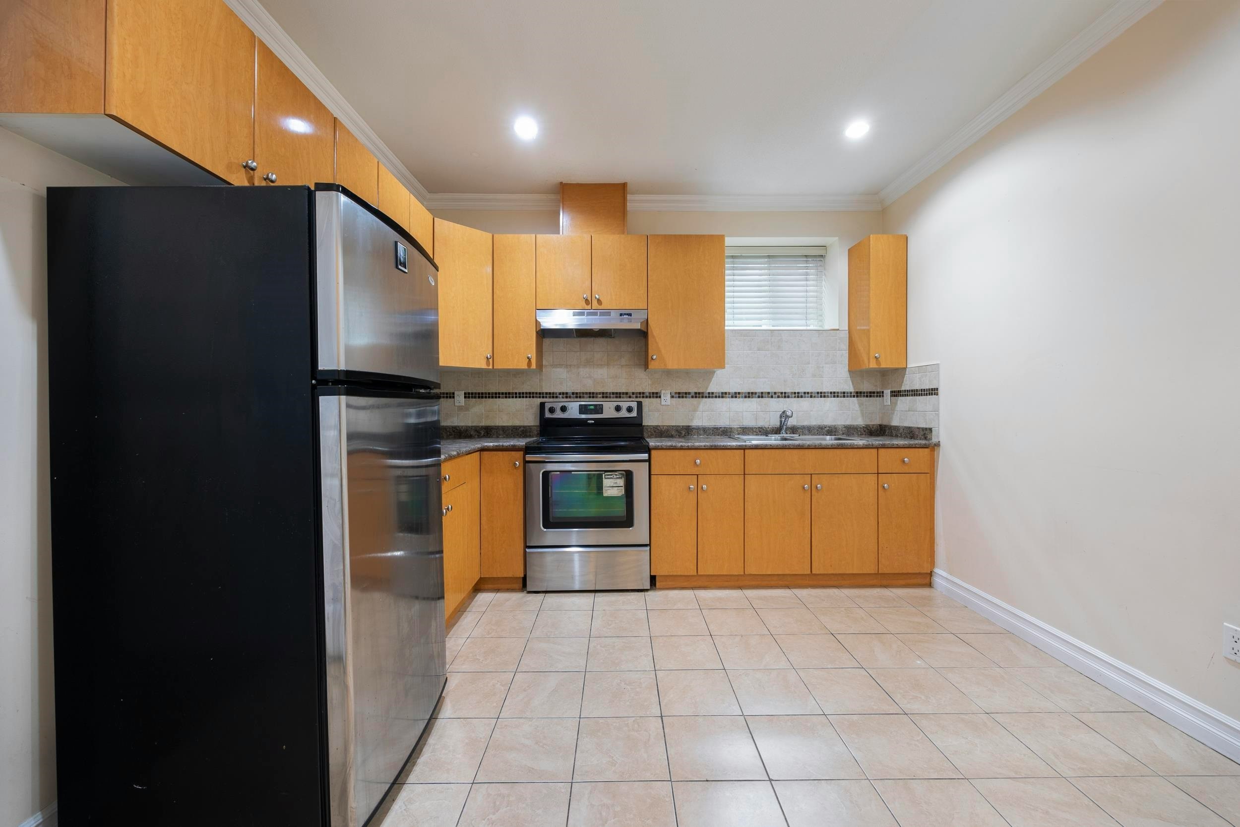 1711 Sixth Avenue, New Westminster, BC, V3M 2C8 - 39