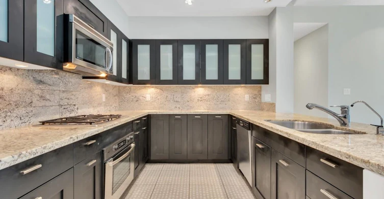 301-499 Broughton Street, Vancouver, BC, V6G 3K1 - 9