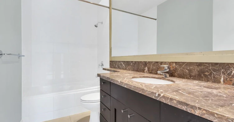 301-499 Broughton Street, Vancouver, BC, V6G 3K1 - 17