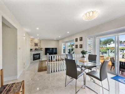 15271 95 Avenue - 4