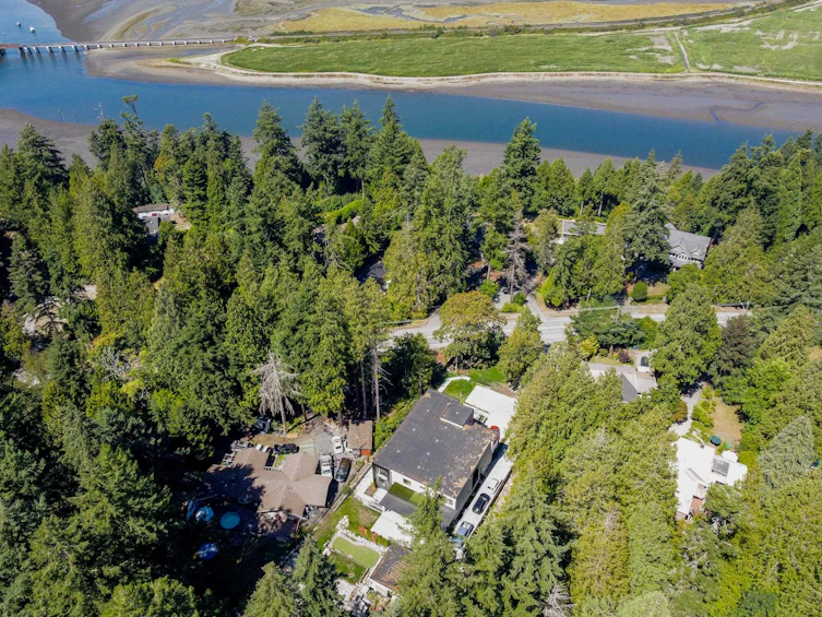 13046 Crescent Road, Surrey, BC, V4P 1J8 - 38