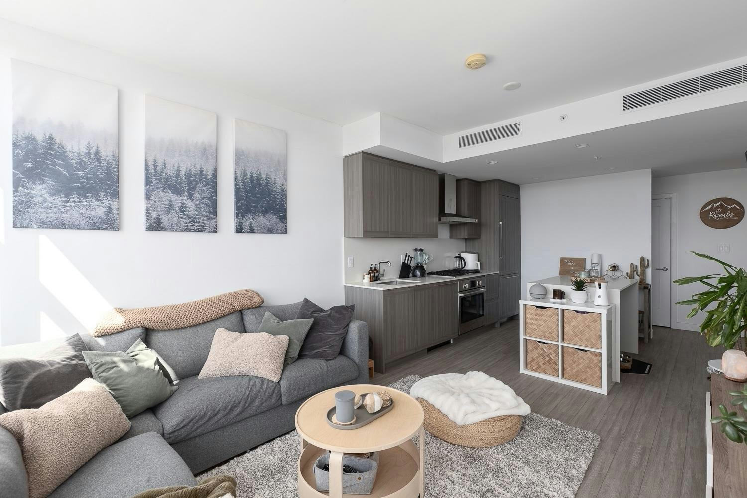 2209-2351 Beta Avenue, Burnaby, BC, V5C 0M2 - 4