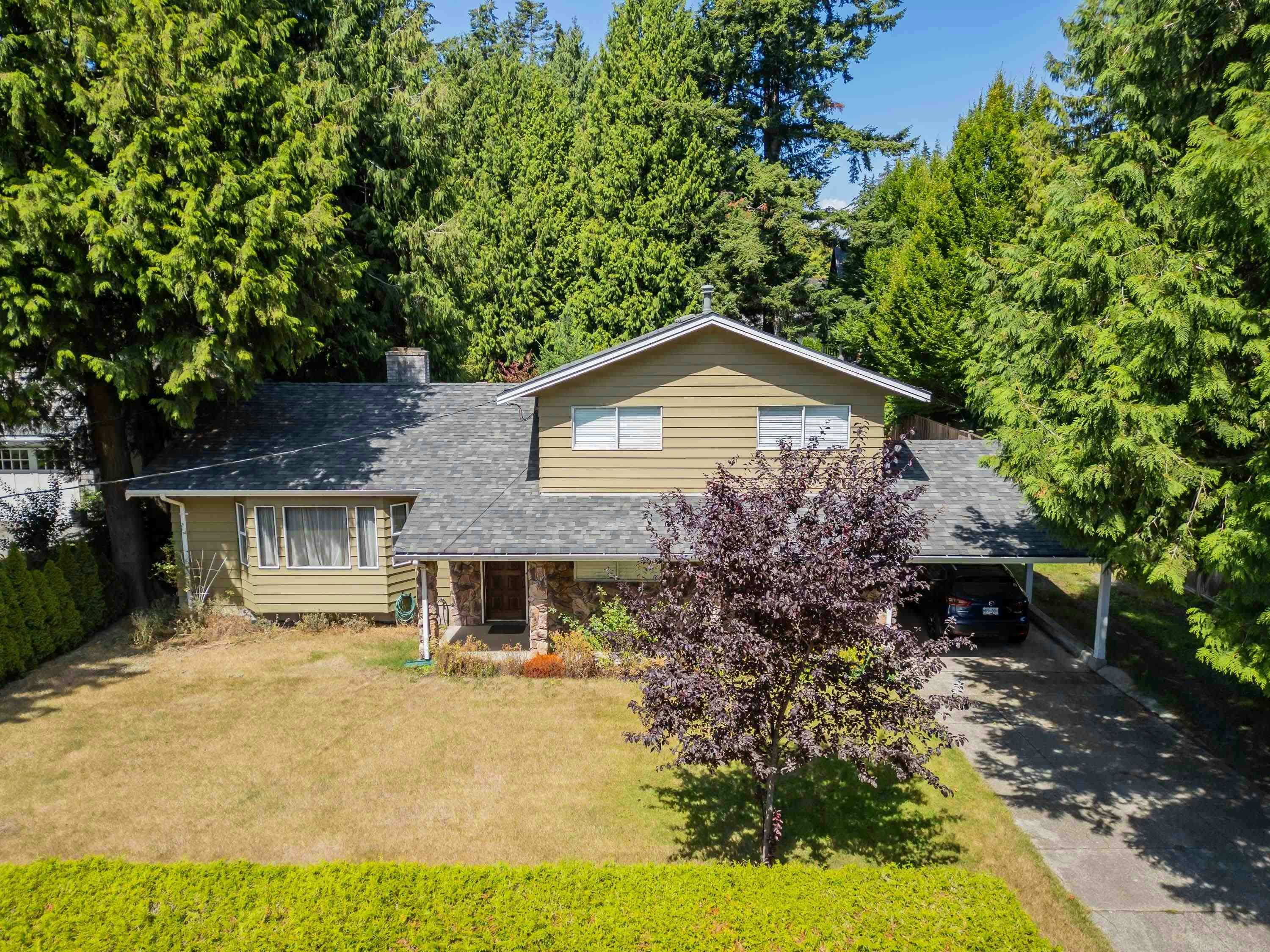 12765 22 Avenue, Surrey, BC, V4A 2B9
